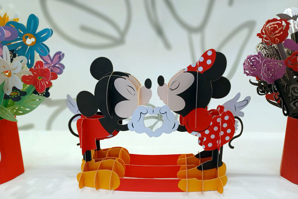 Mickey Mouse Mother's Day Card
